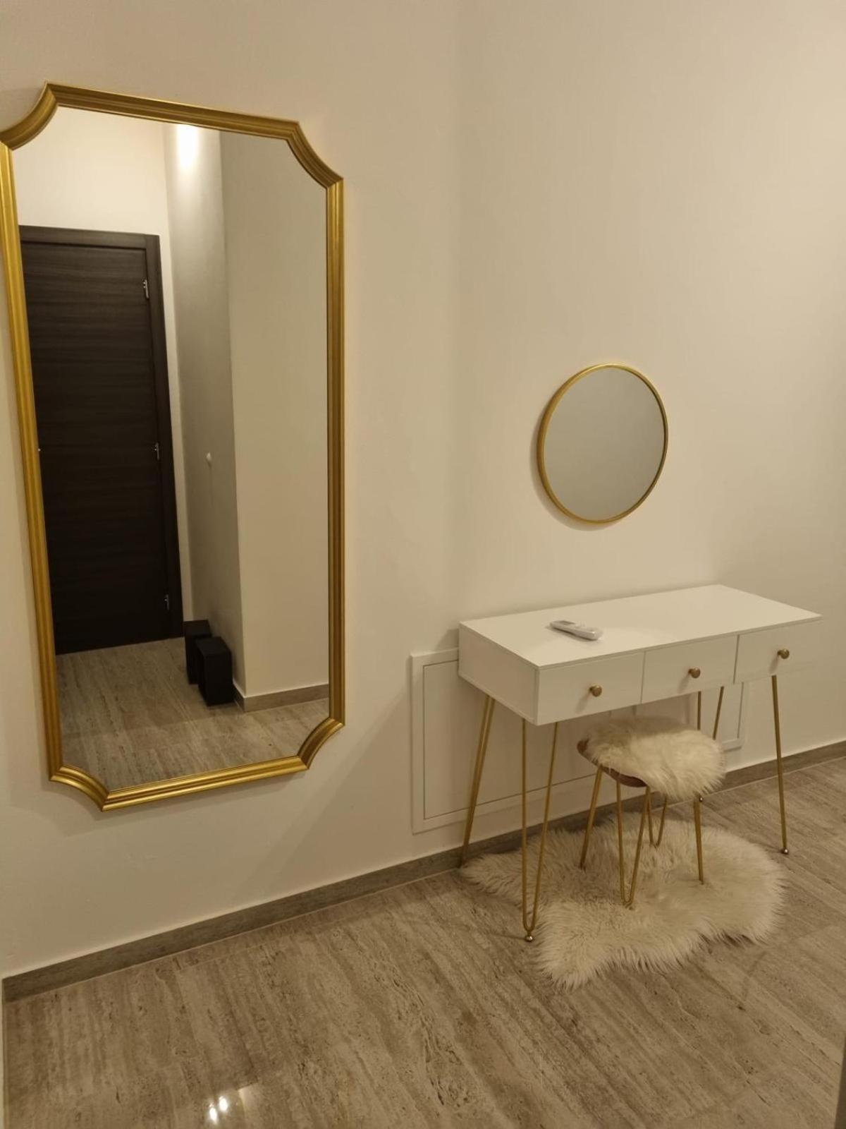 Apartmani Karla Paklenica Starigrad Paklenica Exterior foto