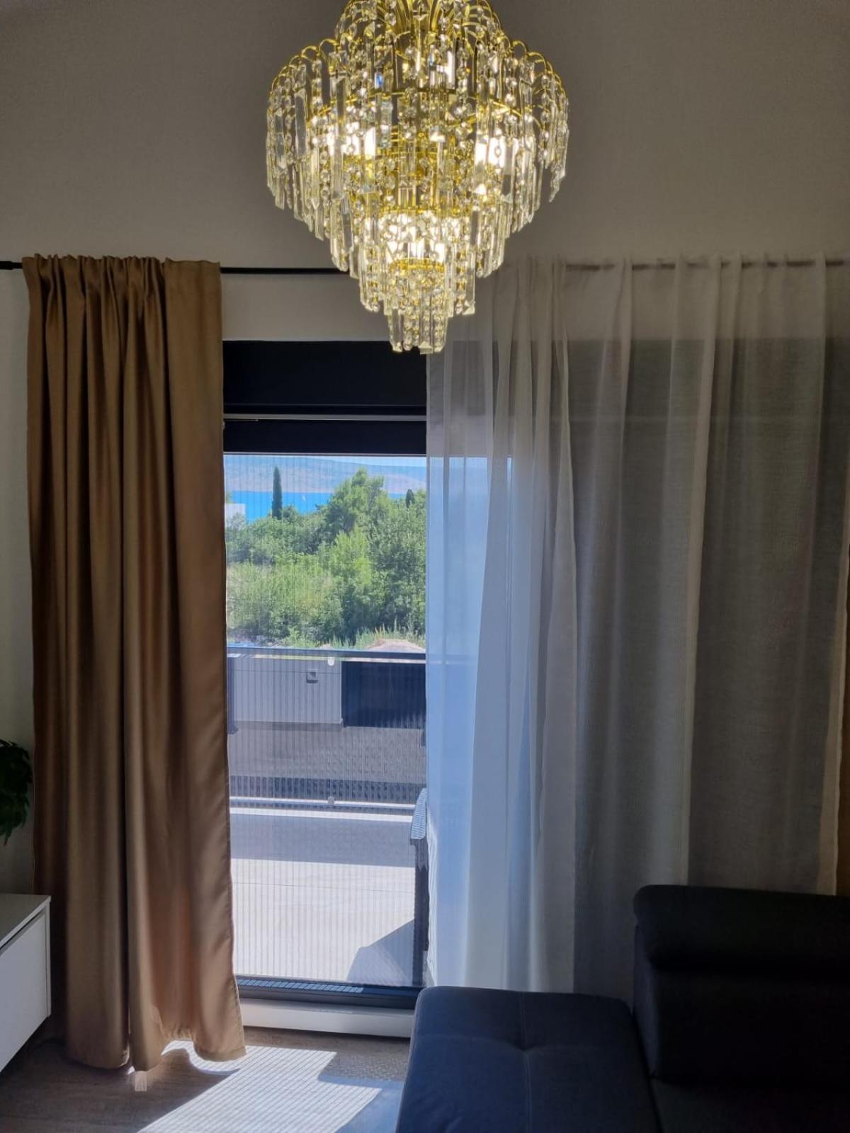 Apartmani Karla Paklenica Starigrad Paklenica Exterior foto
