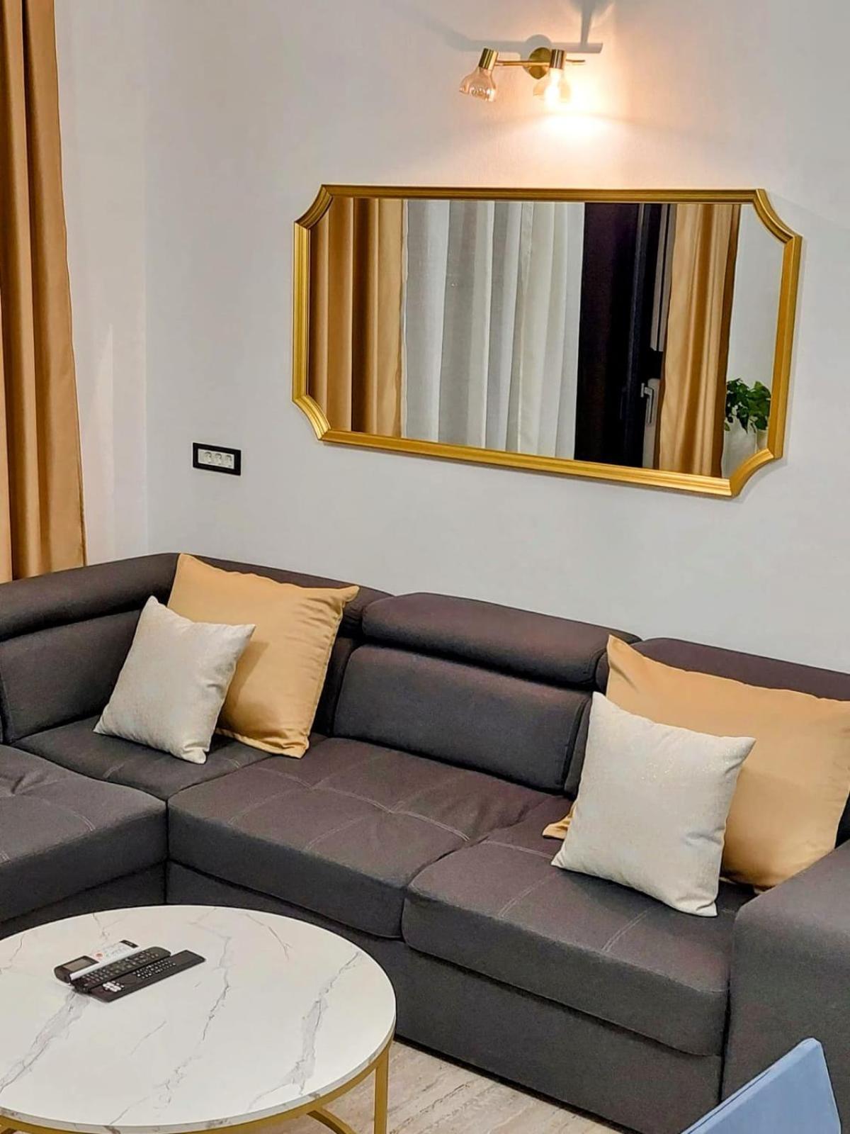 Apartmani Karla Paklenica Starigrad Paklenica Exterior foto